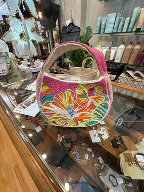 NWT Lulu Beaded Tropical Floral Handbag